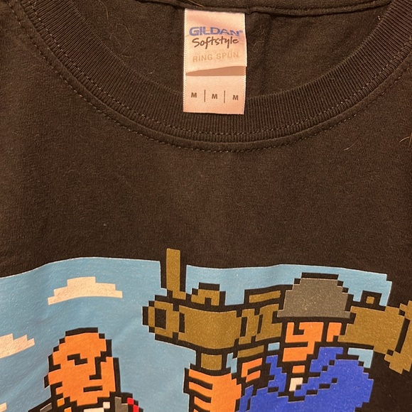 Mann Co. Team Red vs Team Blu Arcade Ballonicorn 8 Bit Retro Style T-shirt - Picture 2 of 2